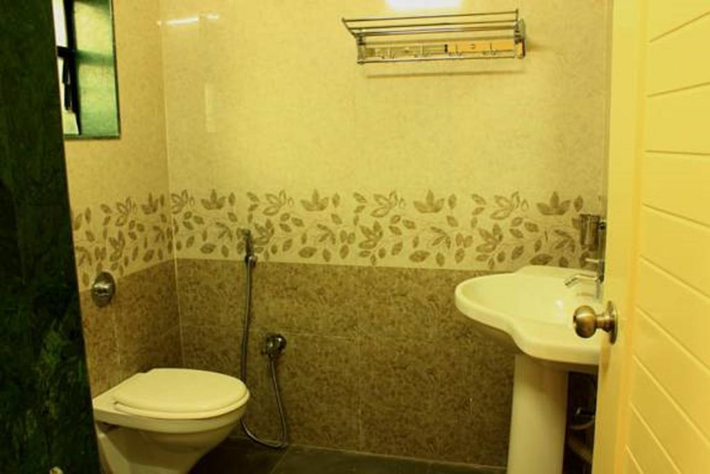 Urban Ville Hotel Pune Zewnętrze zdjęcie